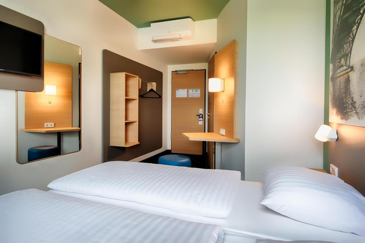 B&B Hotel Wilhelmshaven Bagian luar foto